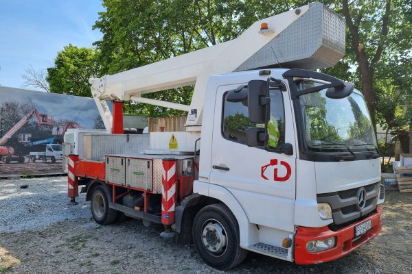 Podnośnik koszowy Palfinger 28 m